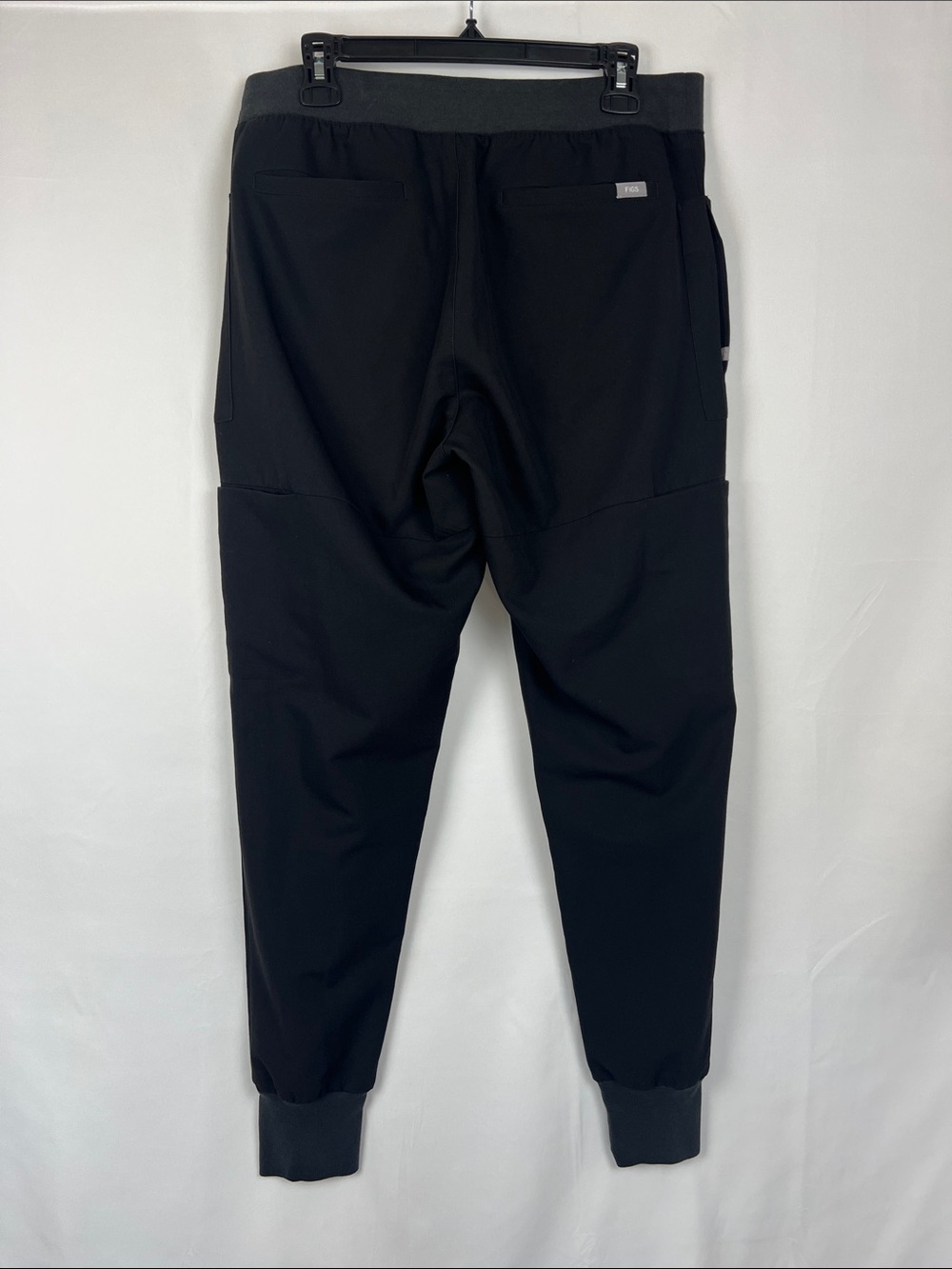 FIGS Black Jogger 7 Pocket Scrub Pants- Size L Tall - Picture 6 of 9